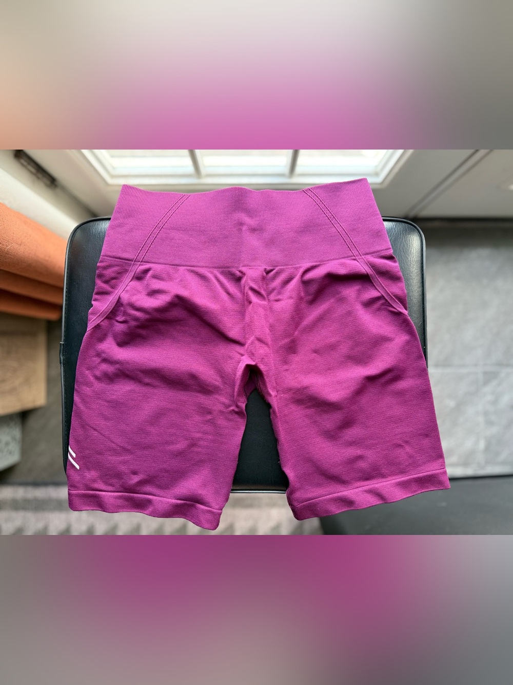 Oner Active effortless shorts, Ripe Fig - Picture 3 of 5